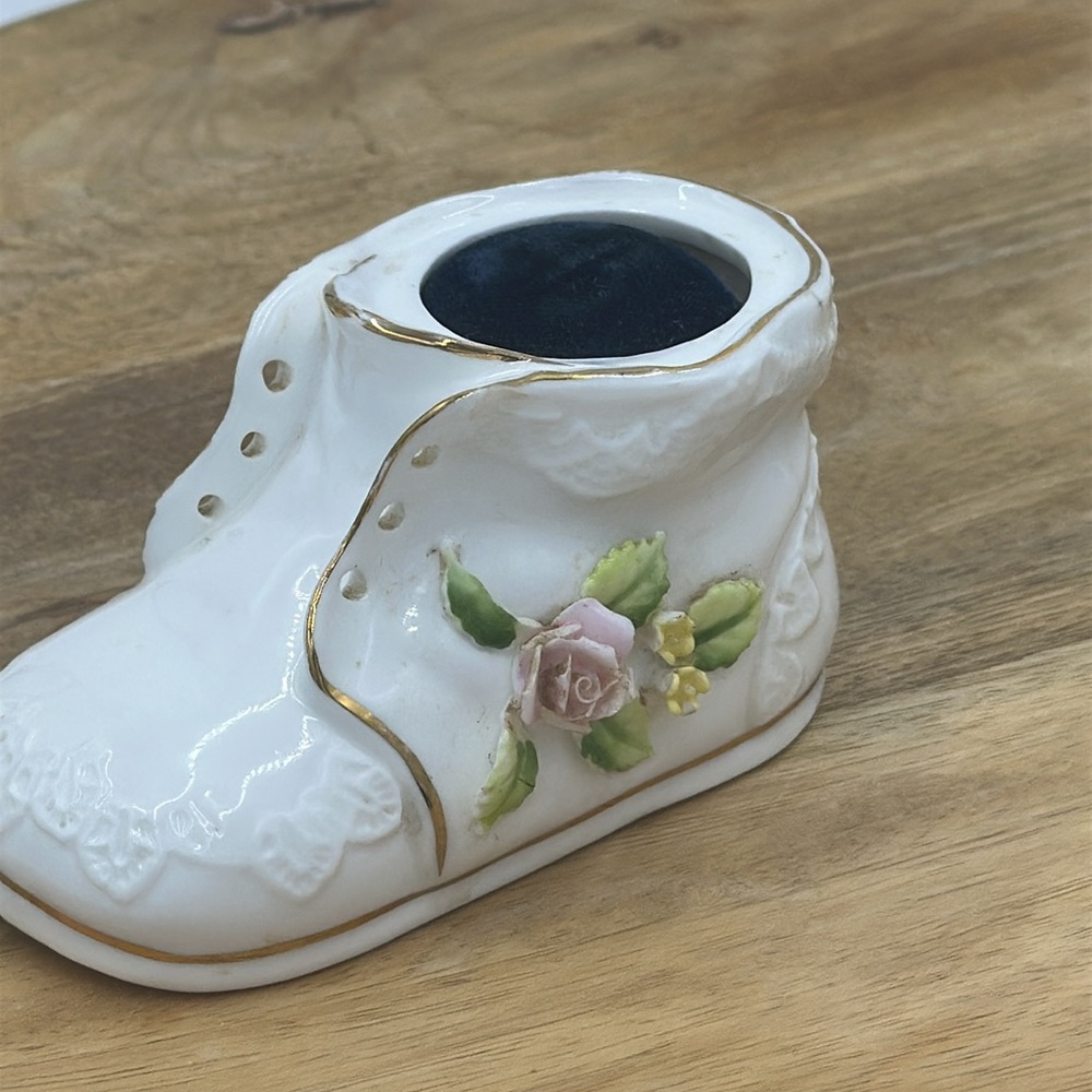 Vintage Towle  Pin Cushion Fine Bone Porcelain Baby Shoes Gold Trim